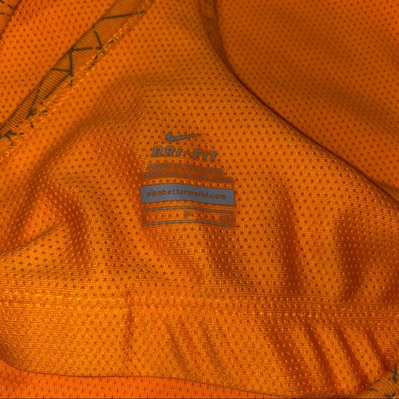 Nike Racerback Workout Top - Picture 4 of 6